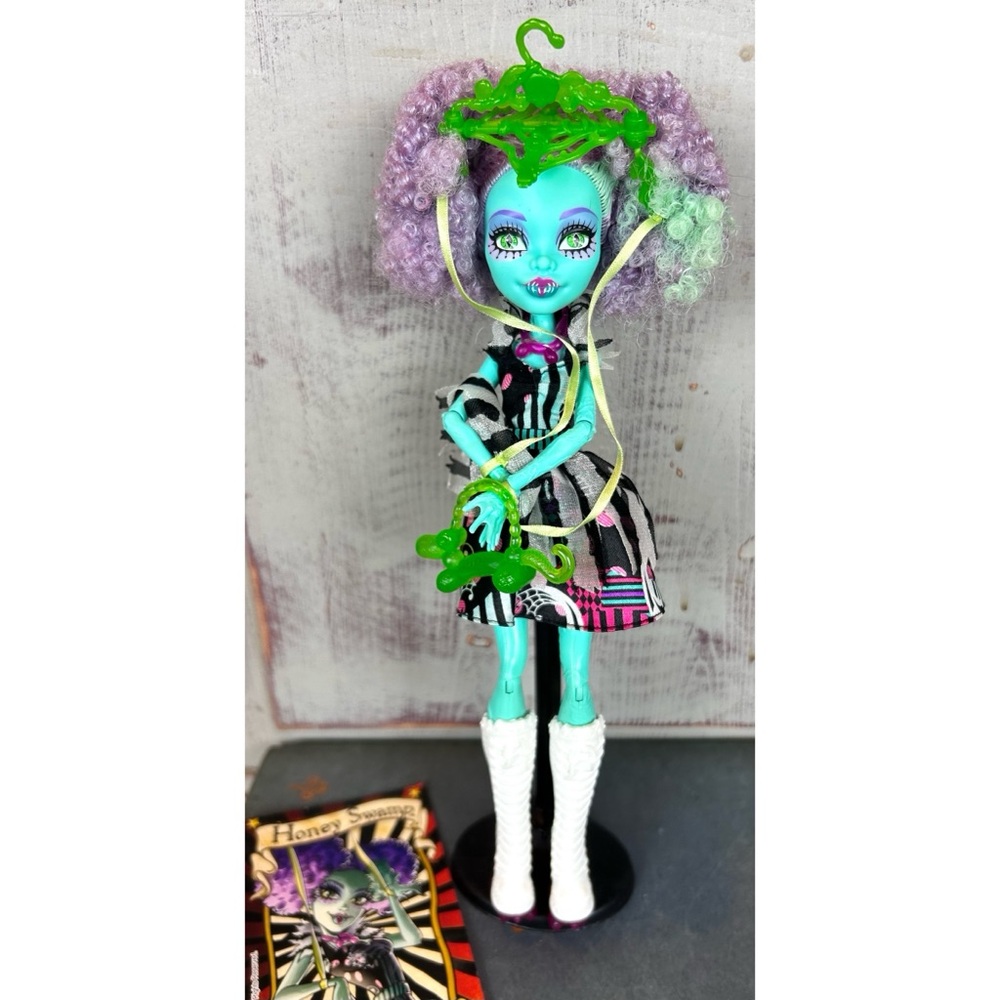 Monster High Honey Swamp Freak du Chic Doll